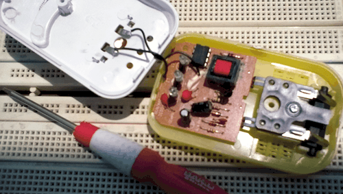 Lithium Ion battery Charger Teardown