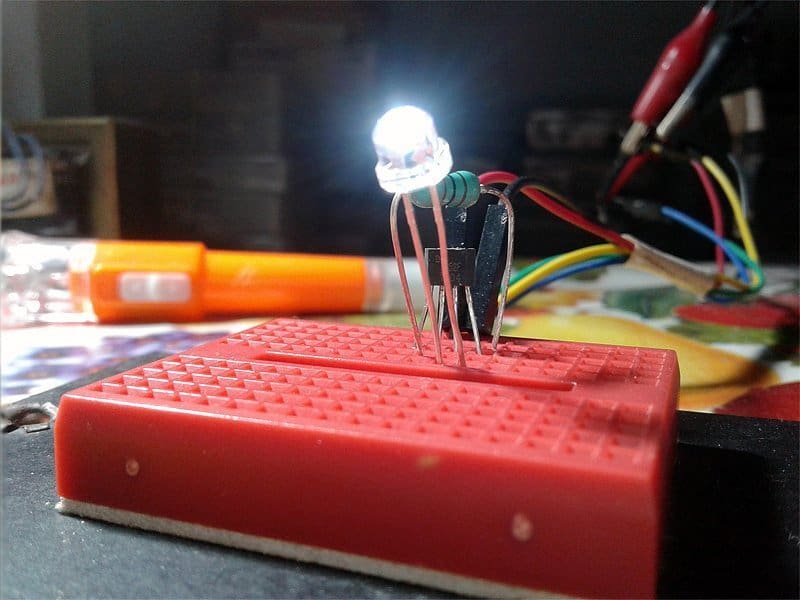 Solar LED Road Stud circuit