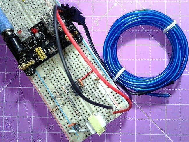EL Wire Lamp Driver-Breadboard Prototype_Idle