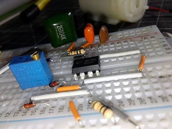 555 PWM Generator-Breadboarded Circuit