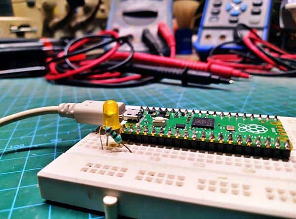 Rpi Pico Breath LED Xmas Star Schematic