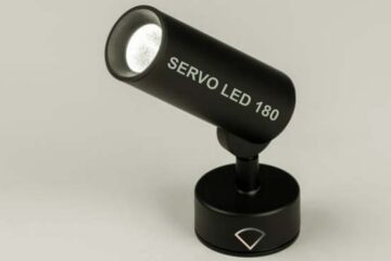 Servo LED Spotlight