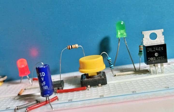 Mosfet Tester Breadboard